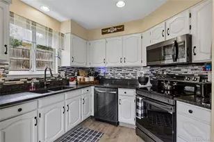 10260 Dusk Way, Littleton, CO 80125 - Photo 11