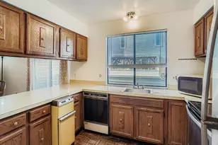 1050 S Monaco Parkway, Denver, CO 80224 - Photo 7