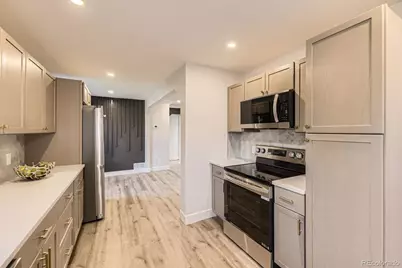 1640 Iola Street, Aurora, CO 80010 - Photo 9