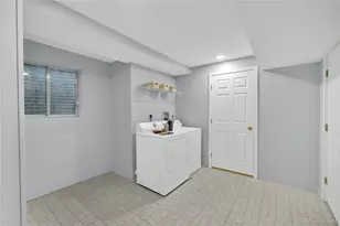 18578 E Whitaker Cir, Aurora, CO 80015 - Photo 25
