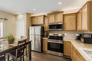 11866 River Oaks Ln, Commerce City, CO 80640 - Photo 7