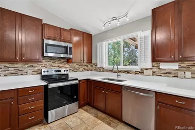 952 S Quintero Court, Aurora, CO 80017 - Photo 7