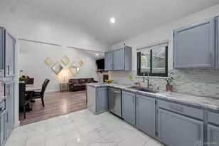 1061 S Yampa St, Aurora, CO 80017 - Photo 17