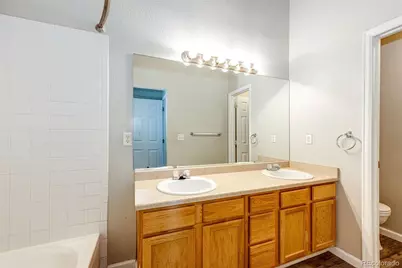 2308 S Genoa Way, Aurora, CO 80013 - Photo 17