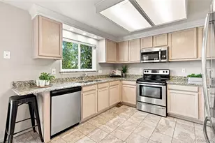 19931 E Radcliff Pl, Aurora, CO 80015 - Photo 13
