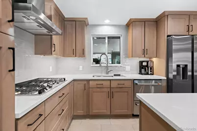 642 S Racine Street, Aurora, CO 80012 - Photo 7