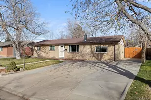 642 S Racine St, Aurora, CO 80012 - Photo 3