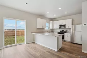 48240 Shetland Dr, Bennett, CO 80102 - Photo 3