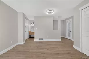 982 S Dearborn Way, Aurora, CO 80012 - Photo 23