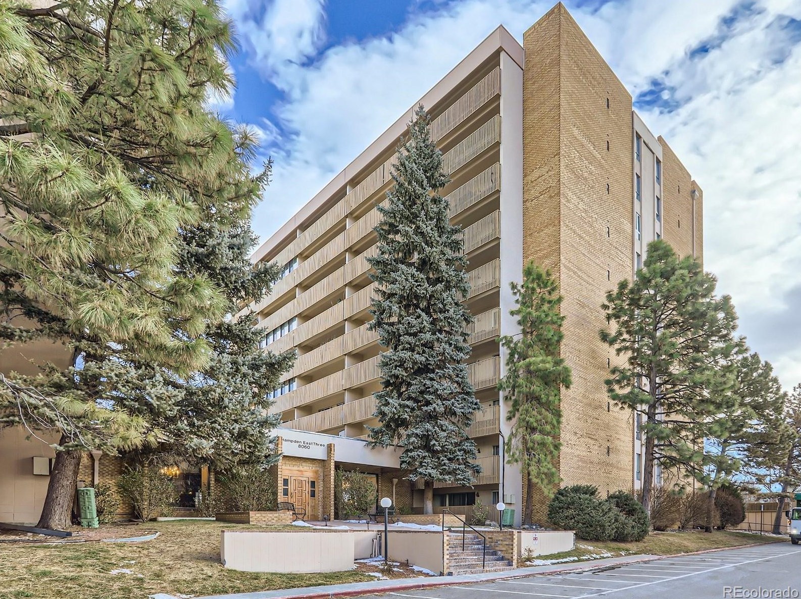 8060 Girard Ave, Denver CO  80231-4411 exterior