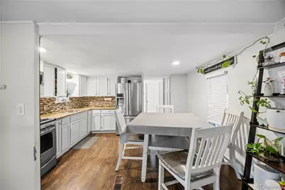 2900 Cascade Drive, Denver, CO 80260 - Photo 9