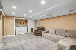 392 Lima St, Aurora, CO 80010 - Photo 25