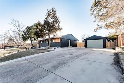 7885 S Gaylord Way, Centennial, CO 80122 - Photo 35