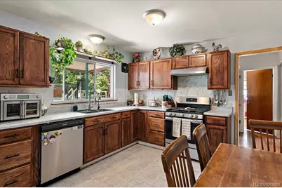 1120 Alexander Circle, Pueblo, CO 81001 - Photo 7