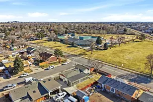 14470 Pensacola Dr, Denver, CO 80239 - Photo 27