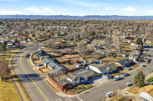 14470 Pensacola Dr, Denver, CO 80239 - Photo 29