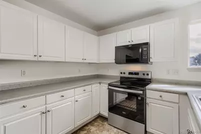19856 E Villanova Drive, Aurora, CO 80013 - Photo 11