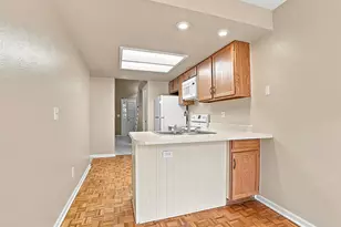 7712 S Cove Cir, Centennial, CO 80122 - Photo 9