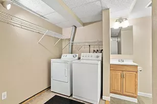 7712 S Cove Cir, Centennial, CO 80122 - Photo 33
