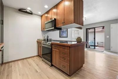 1423 S Salem Way, Aurora, CO 80012 - Photo 9