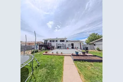 1624 Longbranch Street, Strasburg, CO 80136 - Photo 3