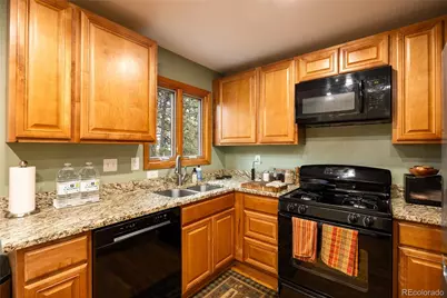 21959 Grandview Avenue, Golden, CO 80401 - Photo 19