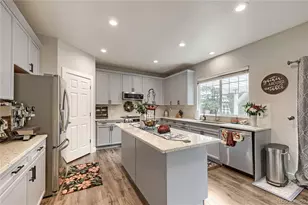 2420 Thistle Ct, Castle Rock, CO 80109 - Photo 5