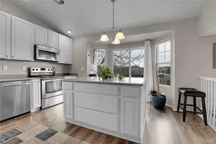 4912 S Fultondale Way, Aurora, CO 80016 - Photo 7