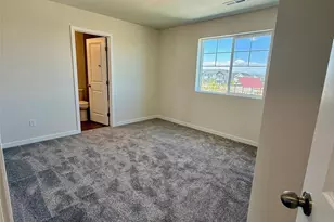 776 N Carrie Ct, Watkins, CO 80137 - Photo 17