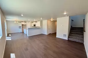 776 N Carrie Ct, Watkins, CO 80137 - Photo 7