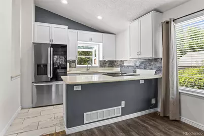 5301 E Aspen Avenue, Castle Rock, CO 80104 - Photo 3