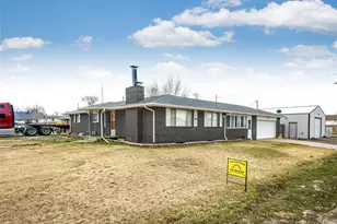 691 3rd Ave, Deer Trail, CO 80105 - Photo 3
