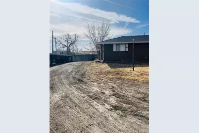 691 3rd Avenue, Deer Trail, CO 80105 - Photo 5