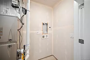 2060 S Holly St, Denver, CO 80222 - Photo 17