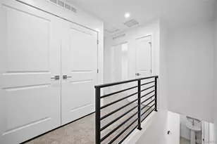 2060 S Holly St, Denver, CO 80222 - Photo 19