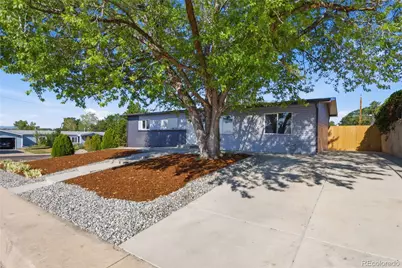 9465 Damon Drive, Denver, CO 80260 - Photo 7