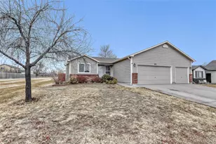 831 S Rachel Ave, Milliken, CO 80543 - Photo 3
