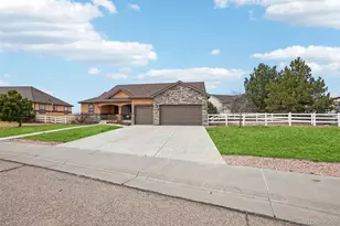 149 Corvette Cir, Fort Lupton, CO 80621 - Photo 3