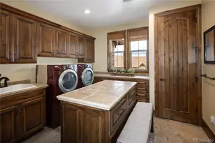 10859 Manor Stone Dr, Highlands Ranch, CO 80126 - Photo 39