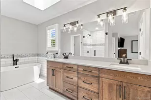 1721 E Phillips Ave, Centennial, CO 80122 - Photo 23