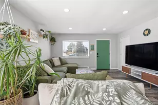 1090 S Newark St, Aurora, CO 80012 - Photo 13