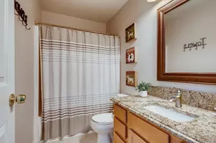 10400 Tracewood Ct, Highlands Ranch, CO 80130 - Photo 23