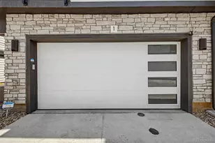2046 S Holly St, Denver, CO 80222 - Photo 3