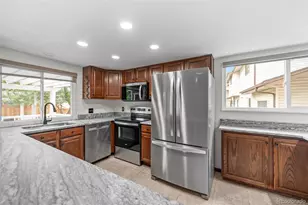 3702 S Mission Pkwy, Aurora, CO 80013 - Photo 21
