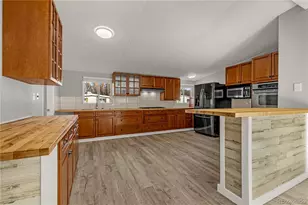 2502 Accolade Cir, Colorado Springs, CO 80916 - Photo 7