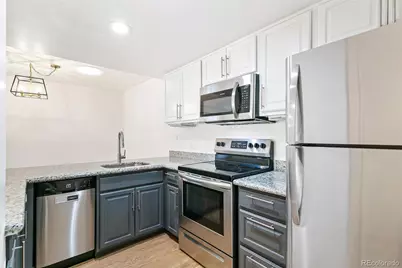 5902 S Willow Way, Englewood, CO 80111 - Photo 7