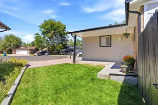18870 E 16th Pl, Aurora, CO 80011 - Photo 47