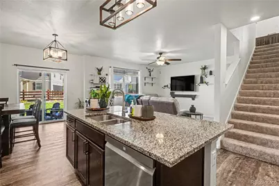 4452 S Ukraine Court, Aurora, CO 80015 - Photo 5