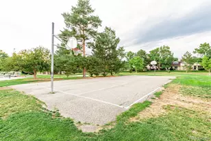 1025 S Krameria St, Denver, CO 80224 - Photo 35