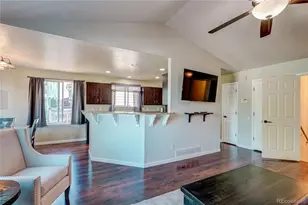 5647 S Quatar Ct, Centennial, CO 80015 - Photo 5